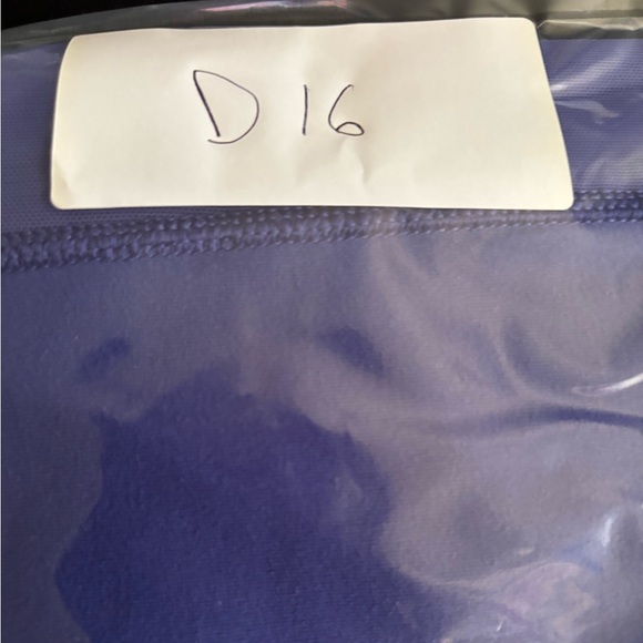 Fabletics Vibrant Purple Women’s Leggings Size Medium - Picture 10 of 10